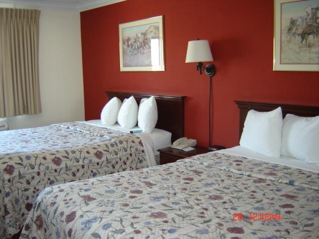 Tonopah Station Hotel And Casino Room photo